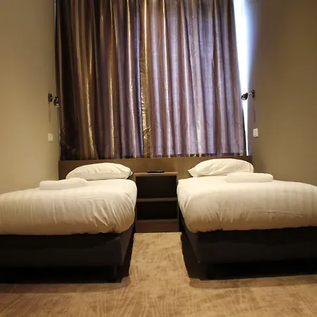 Blossoms Otel